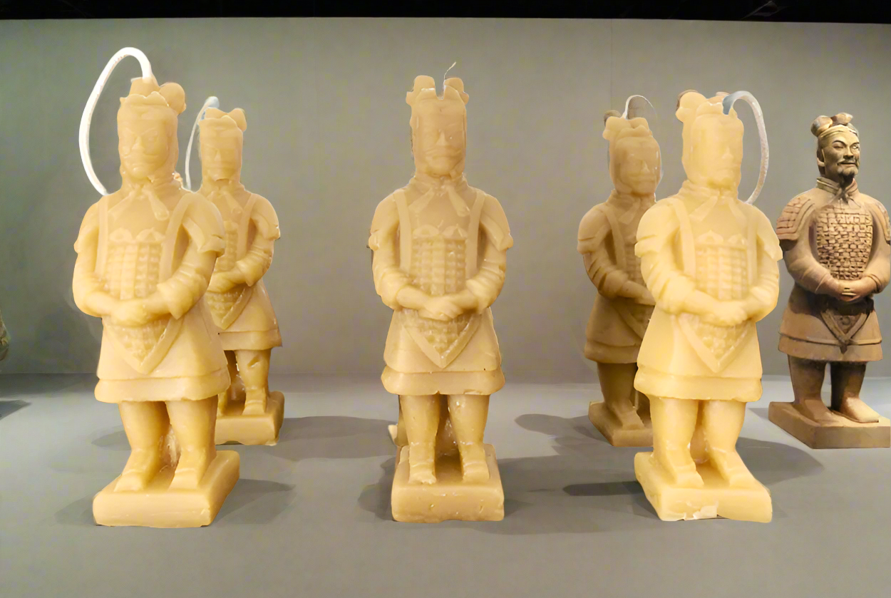 terracotta warriors standing